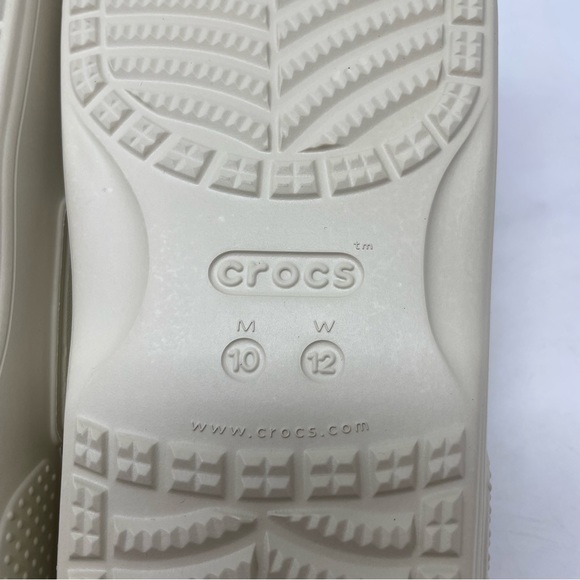 New Crocs Classic Sandal Ivory Lightweight Men Unisex Slip On 206761-2Y2 M10/W12 - Picture 5 of 6